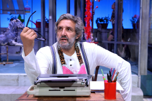 "Gente di facili costumi": il classico di Nino Manfredi al Teatro Duse