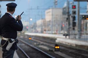 Spray al peperoncino alla stazione di Bologna: denunciato un 14enne per aggressioni