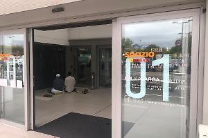 Stupore e timore, per gli oranti musulmani al Conad