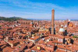 Crescita dei canoni del 5,2% rispetto al 2024 e sfide per il personale sanitario in un mercato immobiliare saturato