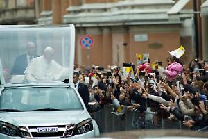 La visita del 2017 di Papa Francesco a Bologna