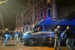 Blitz della polizia ad Askatasuna: sgomberato il centro sociale