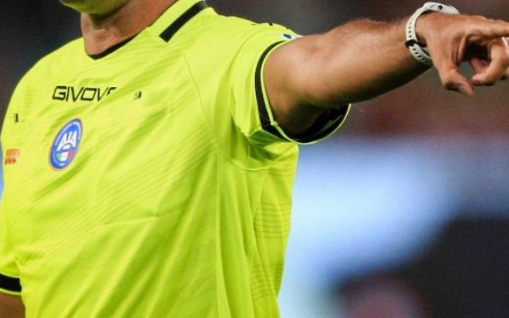 Arbitro minacciato di morte durante partita under 14: multa e allenatore squalificato per 10 giornate